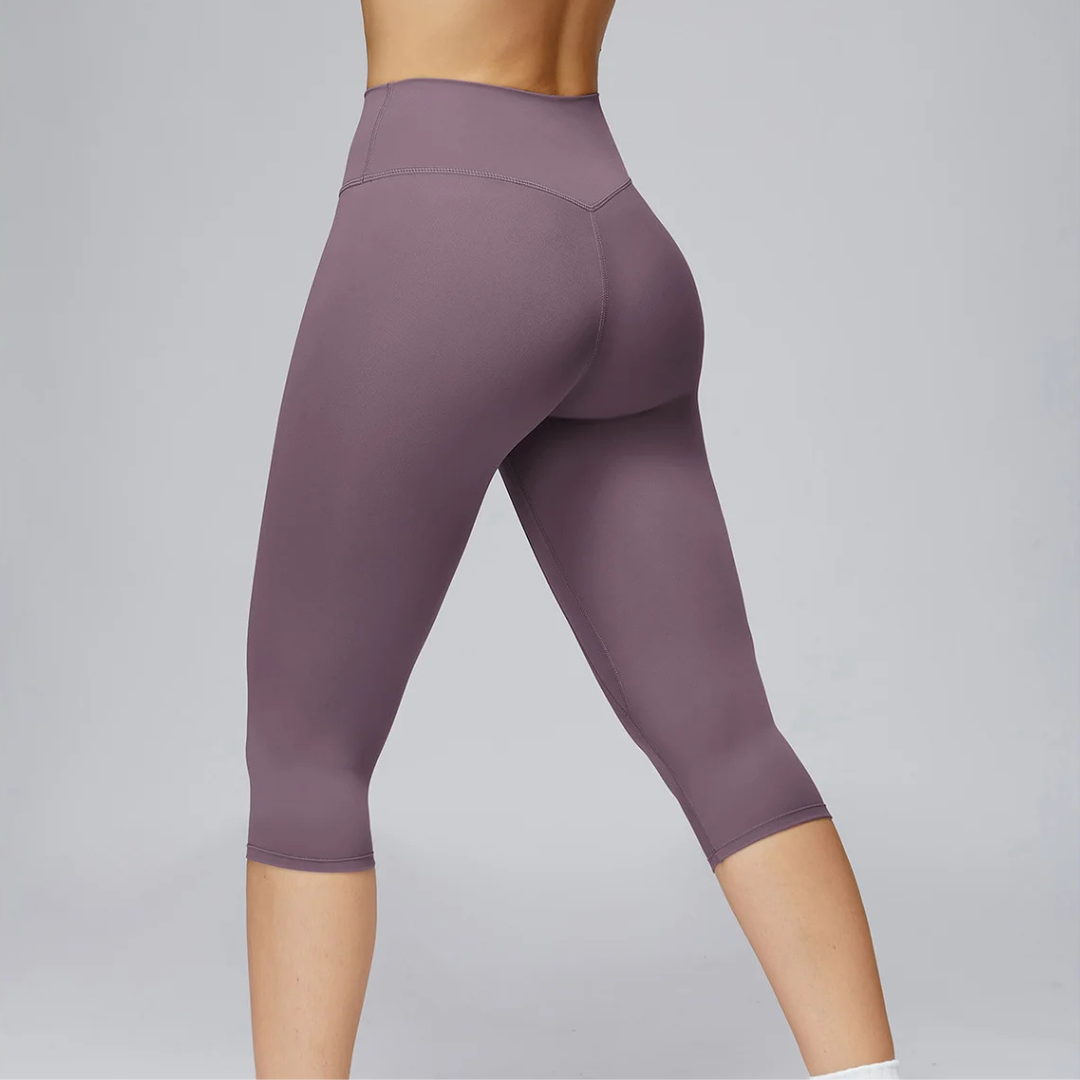 Sculpting Capri Leggings