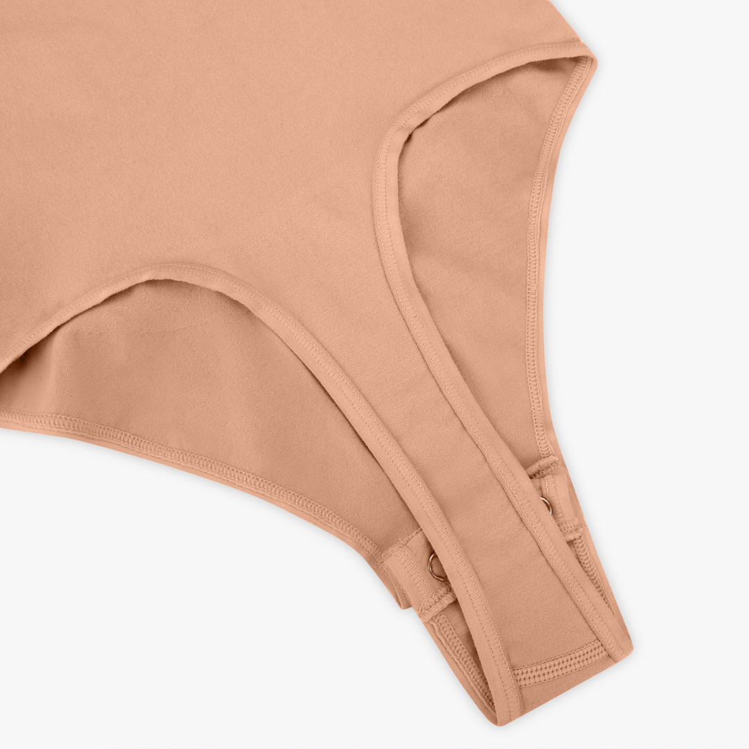SecondSkin Sculpting Tank Bodysuit mit String