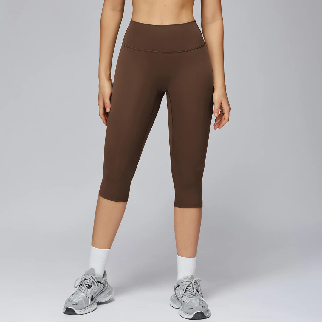Sculpting Capri Leggings